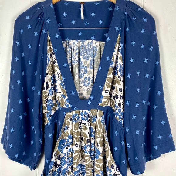 Free People Talulla Printed Mini Dress size Medium - Picture 2 of 8